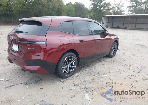 2024 BMW Ix xDrive50 z USA, uszkodzony, nr VIN WB523CF07RCN63482